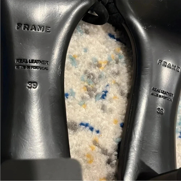 Frame Denim Le Tonga Leather Mules in Noir - Picture 8 of 8